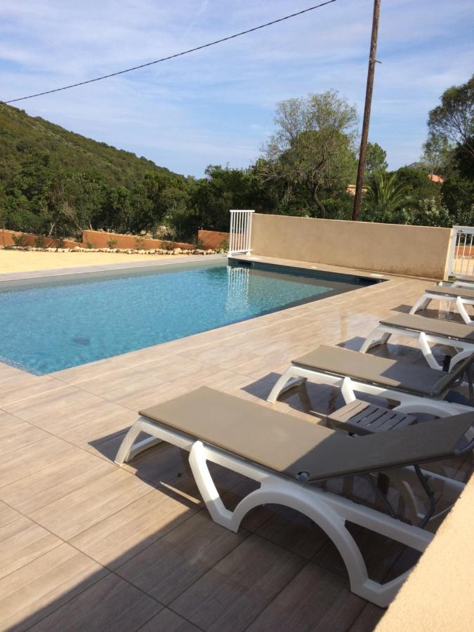 Villas Matteu 갈레리아 외부 사진